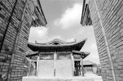 蘭州莊嚴(yán)寺，曾經(jīng)是一位帝王的皇宮內(nèi)苑