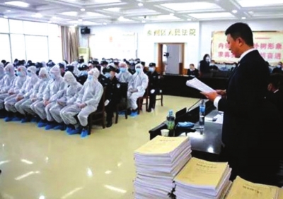 天水秦州區(qū)開審18人涉惡案 被控涉嫌敲詐勒索、尋釁滋事、開設(shè)賭場等