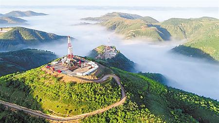 長(zhǎng)慶油田的新時(shí)代傳奇 ——寫在中國6000萬噸特大型油氣田建成之際