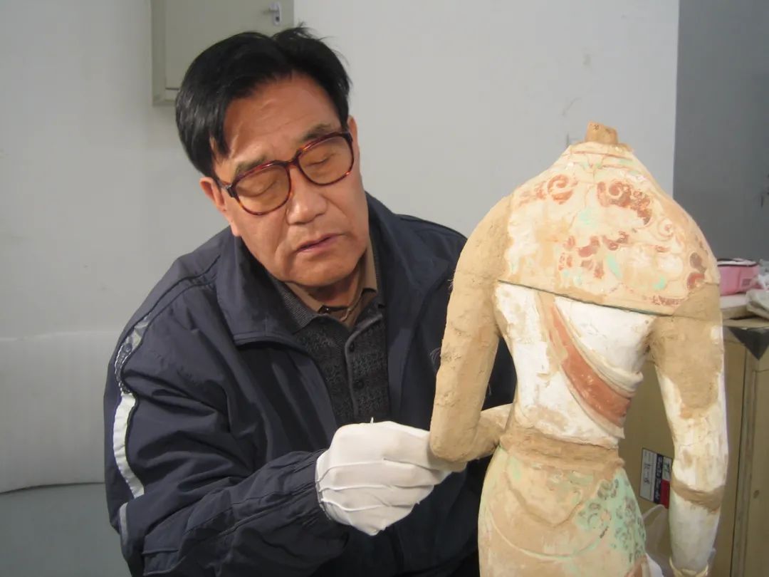 【中央媒體看甘肅】守護(hù)千年敦煌，他只覺一生太短……