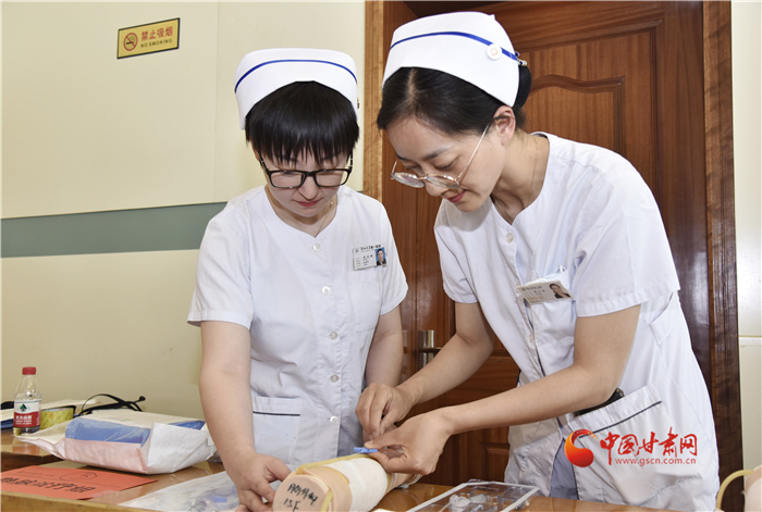 解聘哺乳期女工，違法！法院判決用人單位承擔(dān)雙倍賠償