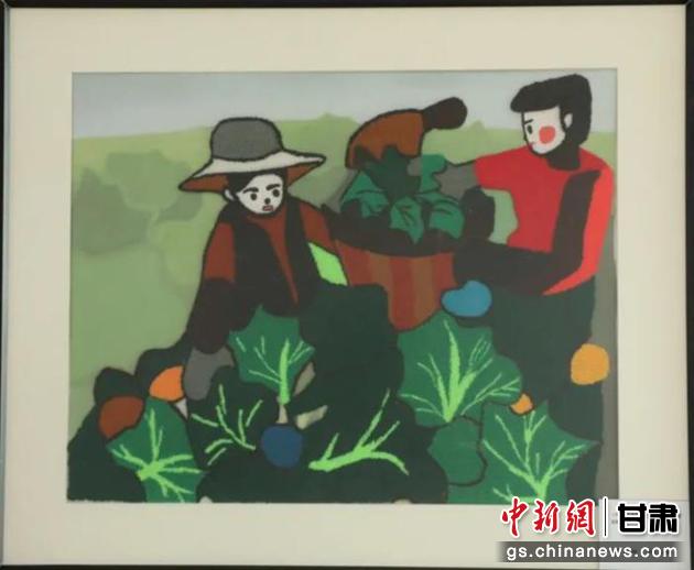 皋蘭縣高原夏菜項(xiàng)目幫助當(dāng)?shù)貗D女增收致富。刺繡 黃淑娟 繡稿 趙海科