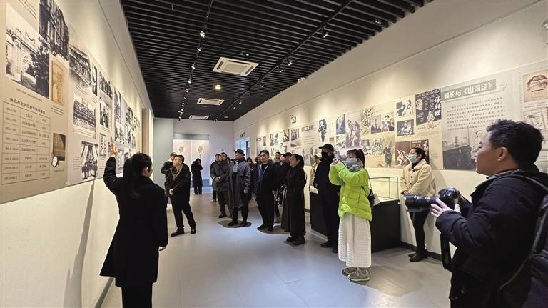 重溫新文化經(jīng)典 感悟“孺子牛”情懷